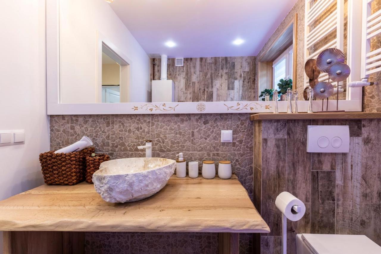 Bunia W Zakopanem Z Jacuzzi Lägenhet Exteriör bild