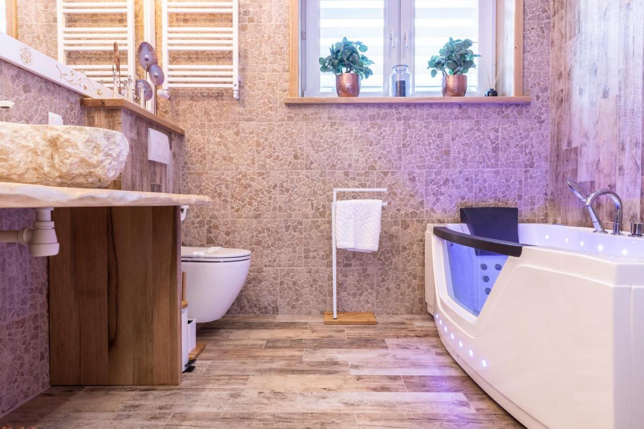 Bunia W Zakopanem Z Jacuzzi Lägenhet Exteriör bild