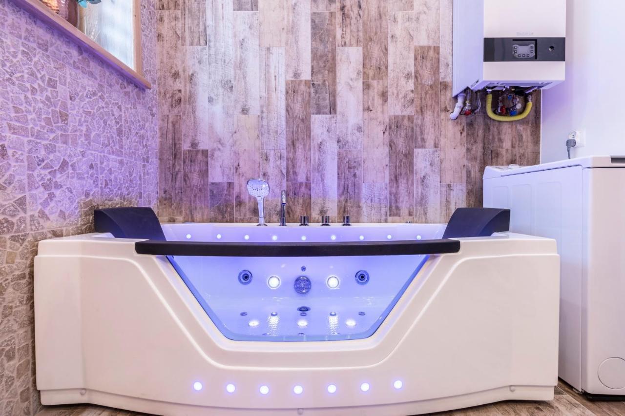 Bunia W Zakopanem Z Jacuzzi Lägenhet Exteriör bild